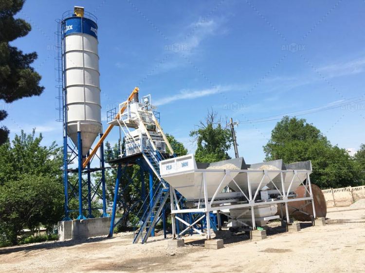 small concrete batching plant